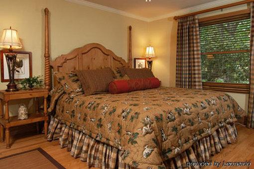 Village Inn - Blowing Rock Phòng bức ảnh